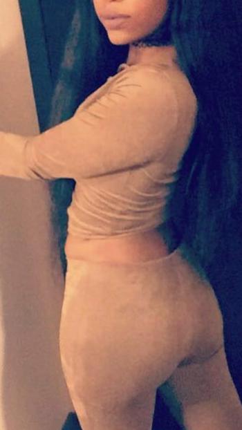 , 26  female escort, Ottawa