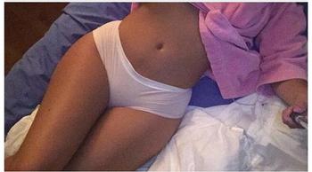 , 21  female escort, Ottawa