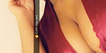 , 21  female escort, Ottawa