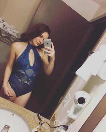 , 19 European female escort, Ottawa