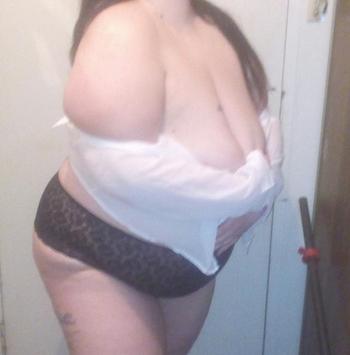 , 29  female escort, Ottawa