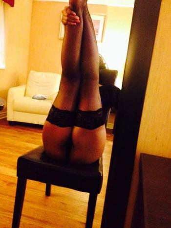 , 20 Latino/Hispanic female escort, Ottawa