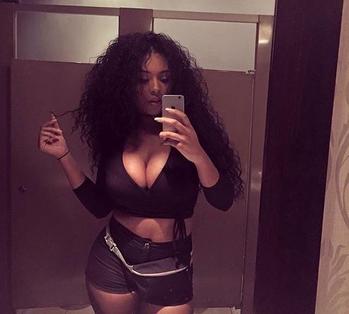 , 20  female escort, Ottawa