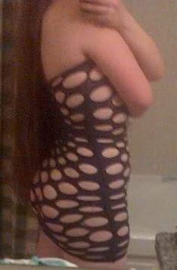 , 30  female escort, Ottawa