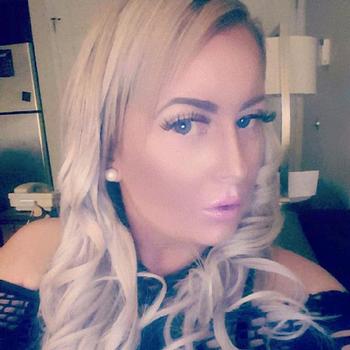 , 26  female escort, Ottawa