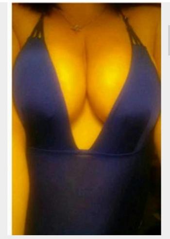 , 25  female escort, Ottawa