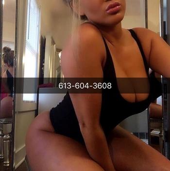 , 22  female escort, Ottawa