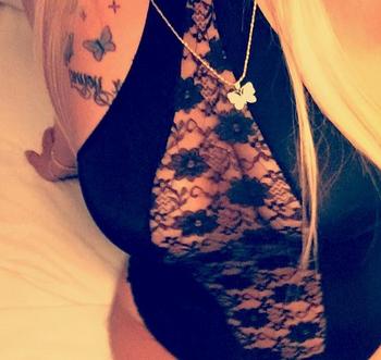 , 29  female escort, Ottawa