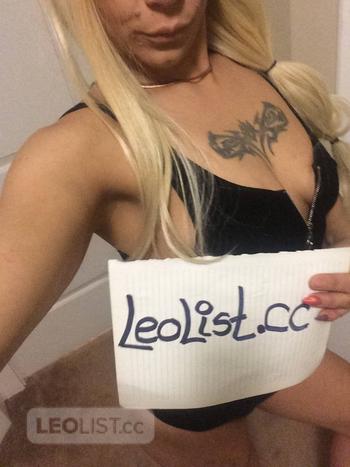 Vanesssssssssa, 28 Caucasian/White female escort, Ottawa