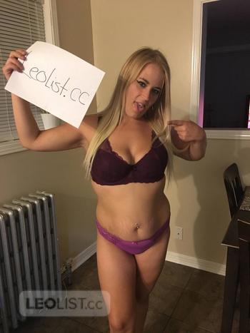 Acadia Fergs, 23 Caucasian/White female escort, Ottawa