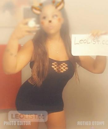GiannaLuxx, 26 Mixed female escort, Ottawa