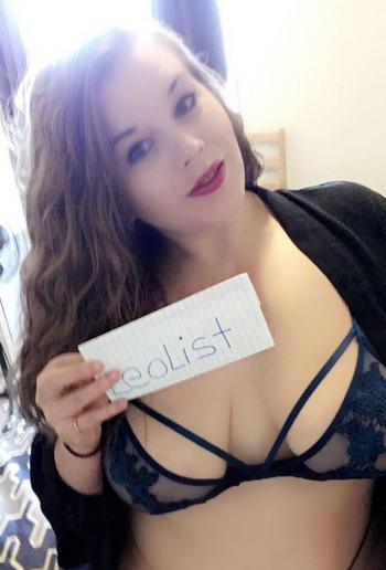 Sadi, 27 Caucasian female escort, Ottawa